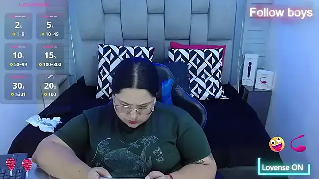 Freechat evelin_zaens on StripChat