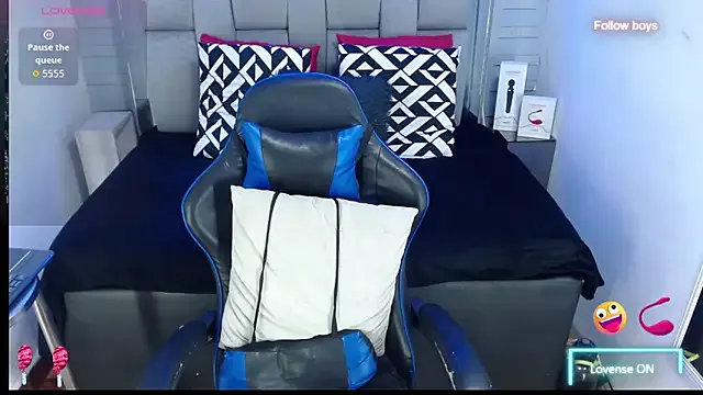 Freechat evelin_zaens on StripChat