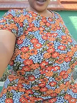 Freechat ExclusiveLeexx on StripChat