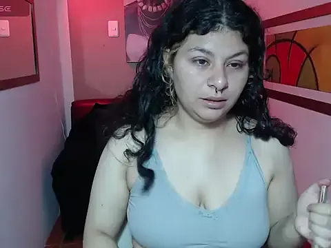 Fantassy_Loverss — Freechat on StripChat