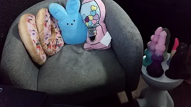 fetishslut4u — monster dildo holes