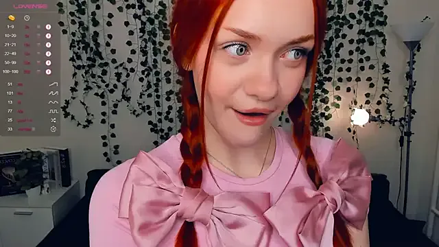 Foxy_blush — bite my lips ^^