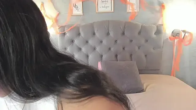 Freechat GiannaSlimJB on StripChat