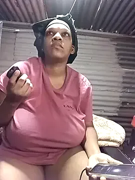 HappygalTheQueen on StripChat 