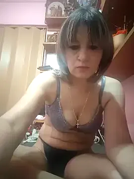 Freechat hornymilf72 on StripChat