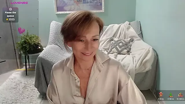 Private HornyMilf_777 on StripChat