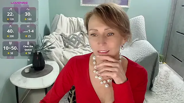 Private HornyMilf_777 on StripChat