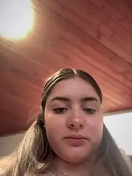 imlindapink on StripChat 