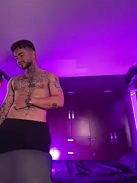 Freechat innsolemnia on StripChat