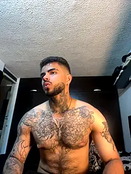 Freechat innsolemnia on StripChat