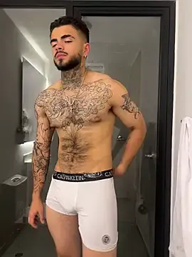 Freechat innsolemnia on StripChat