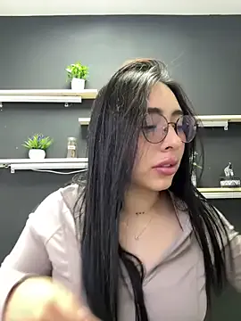 isabella_jade — domi inside my pussy