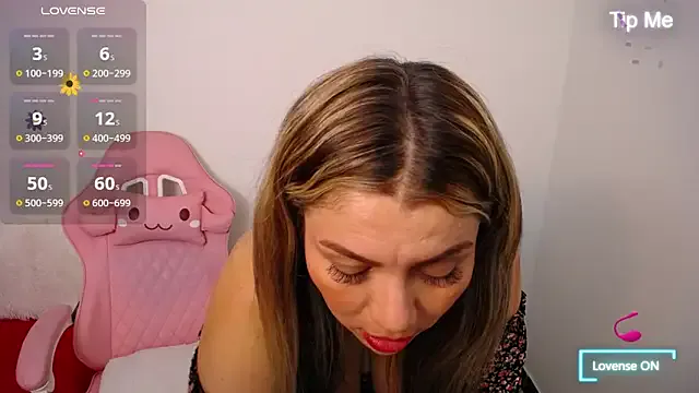 Isabella_wish1 — Masturbate and big squirt