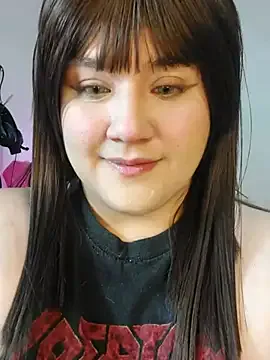 StripChat ItsNaiixa is Freechat ItsNaiixa — DILDO IN MY PUSSY + BIG SQUIRT