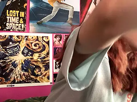 Freechat ivysplayhouse on StripChat