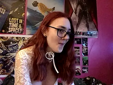 Freechat ivysplayhouse on StripChat