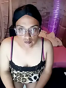 Freechat JOSSYANNE on StripChat