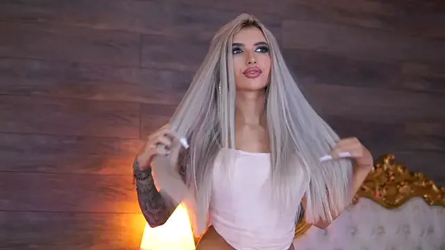 Private Juicy_Jessye on StripChat