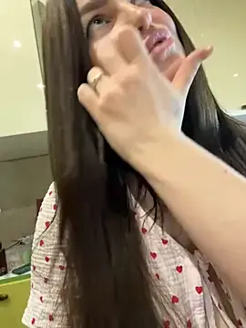 Freechat Karolina_llove on StripChat