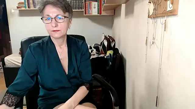 Group katemodel on StripChat