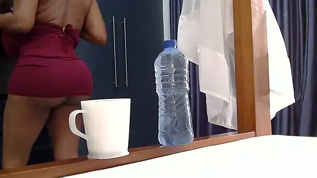 katt008 on StripChat 