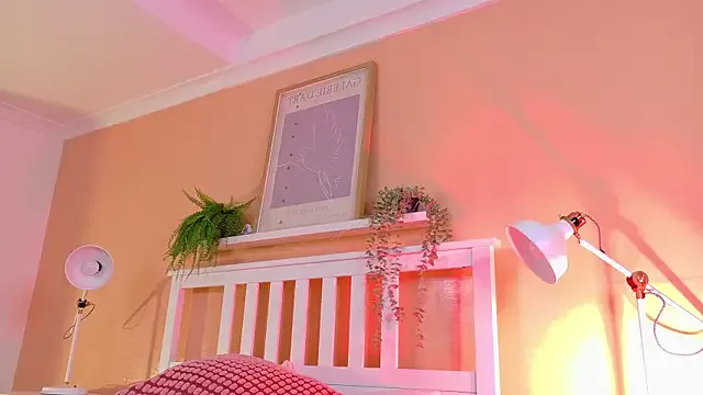 KendalMilleer — i wanna cum  in your face and boobs