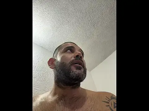 Freechat kevinbolena on StripChat