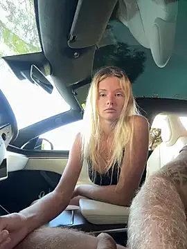 StripChat Lady_Liaa is Freechat Lady_Liaa — Naked and fuck pussy dildo