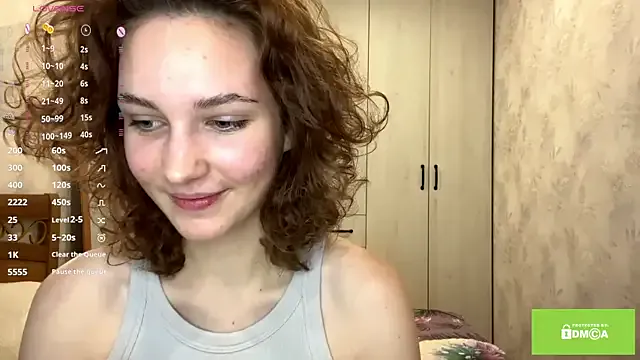 lady_linaa — play with my panties