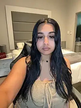 StripChat LilMisIndianx is Freechat LilMisIndianx — Play with my pussy outside