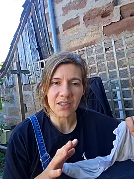 Freechat Lina_lou4 on StripChat