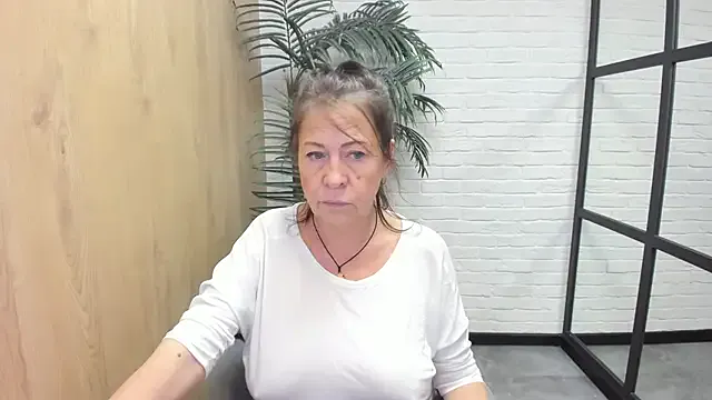 Freechat LindaPassionate on StripChat