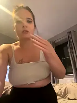 Freechat LollyLove_ on StripChat