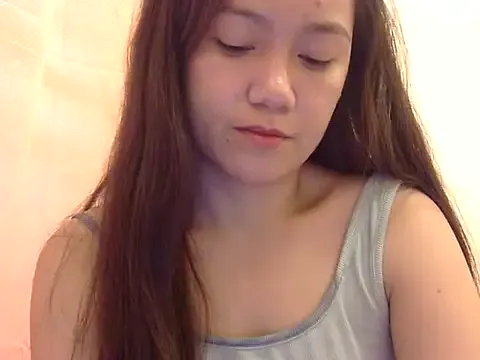 Freechat Lovelyclaya on StripChat