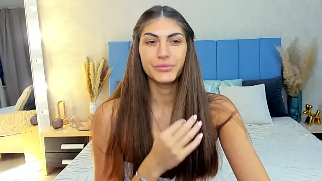 MaggieTurner on StripChat 