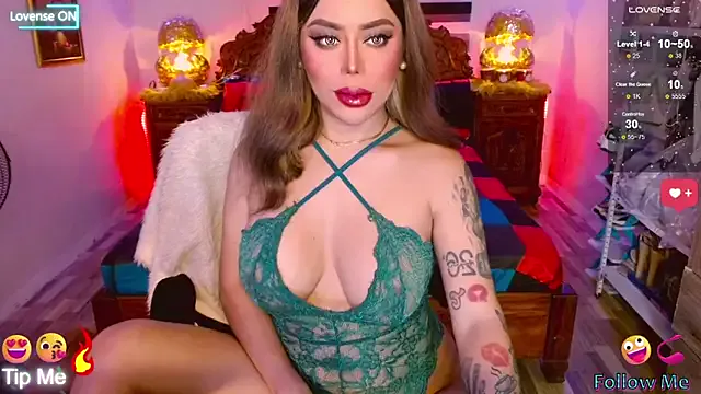 Freechat Magnificent_Transts on StripChat