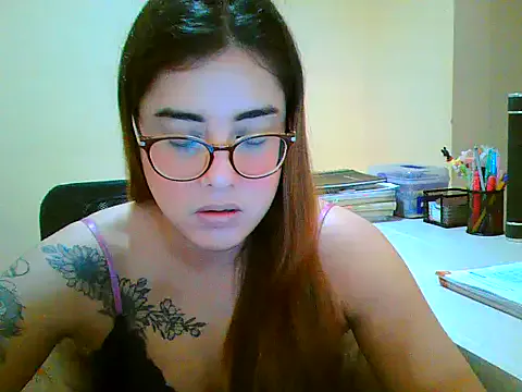 StripChat maliamiller is Freechat maliamiller — Play public