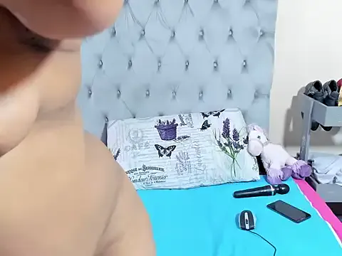 Freechat massive_booty25 on StripChat