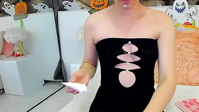 Freechat MiaDunoff on StripChat