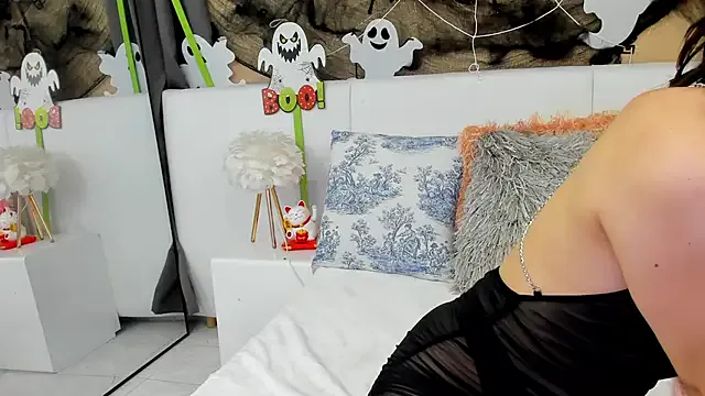 Freechat MiaDunoff on StripChat