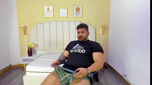 Freechat michael_hill1 on StripChat