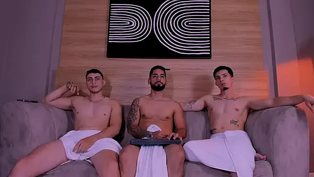 mike_friends — suck dick