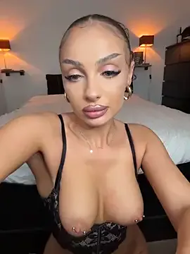 Freechat MileySin1111 on StripChat