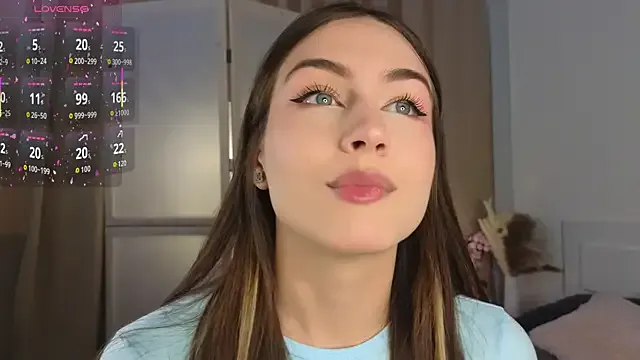 Moonlight1Sonata1 — squeeze ass under shorts