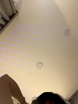 Freechat Nahomy_cute1 on StripChat