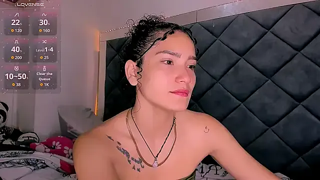 Freechat Nellyhills on StripChat