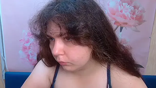 NeonilaLisova on StripChat 