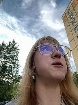 Freechat Only_April on StripChat