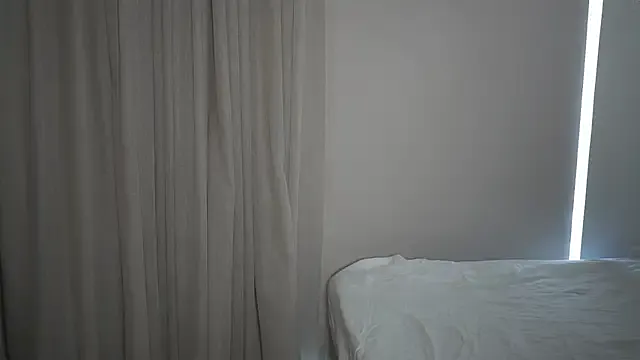 StripChat Peachxlush is Freechat Peachxlush — Slide fingers under waistband