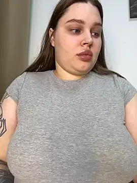 perfect_sweety_girl — Show pussy + last tipper 2 vids